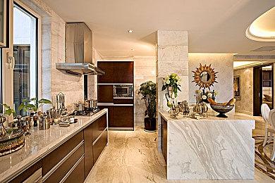 新视频再度展示安装100+mods《巫师3》的视觉表现